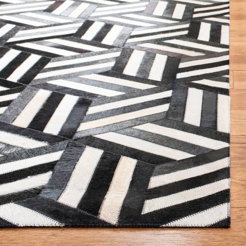 SAFAVIEH Handmade Studio Leather Farrah Modern Leather Rug