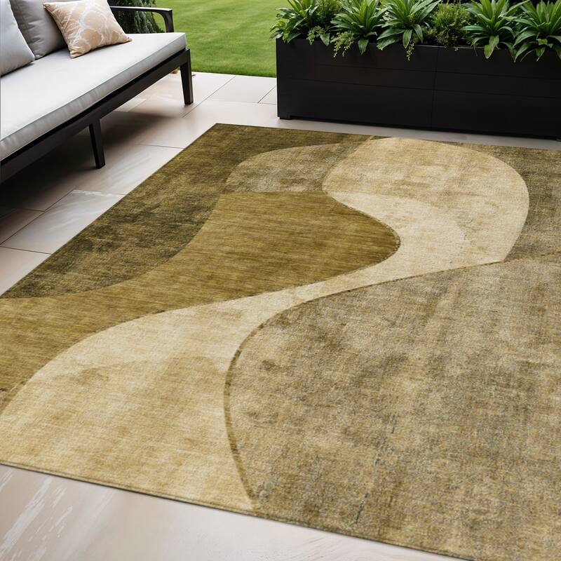 HomeRoots Abstract Transitional Rectangle Outdoor Rug - 5' X 8'