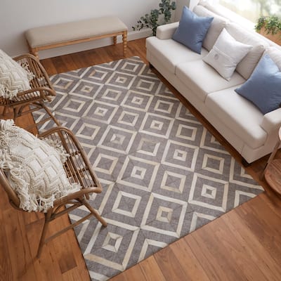 Grand Bazaar Canady Hand Woven Geometric Transitional Area Rug