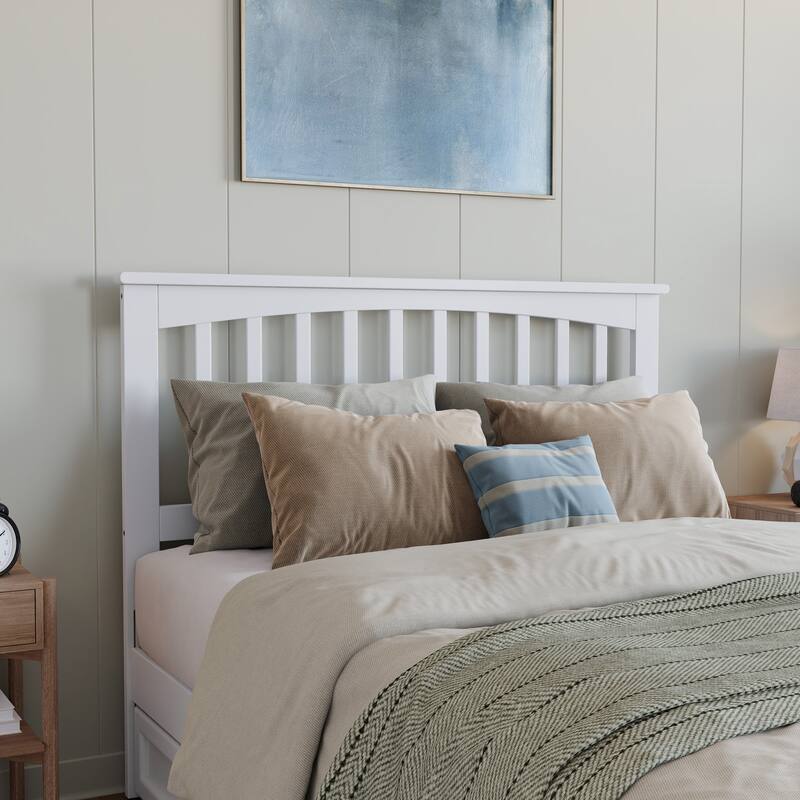 Everett Platform Bed with Panel Footboard and Twin Trundle