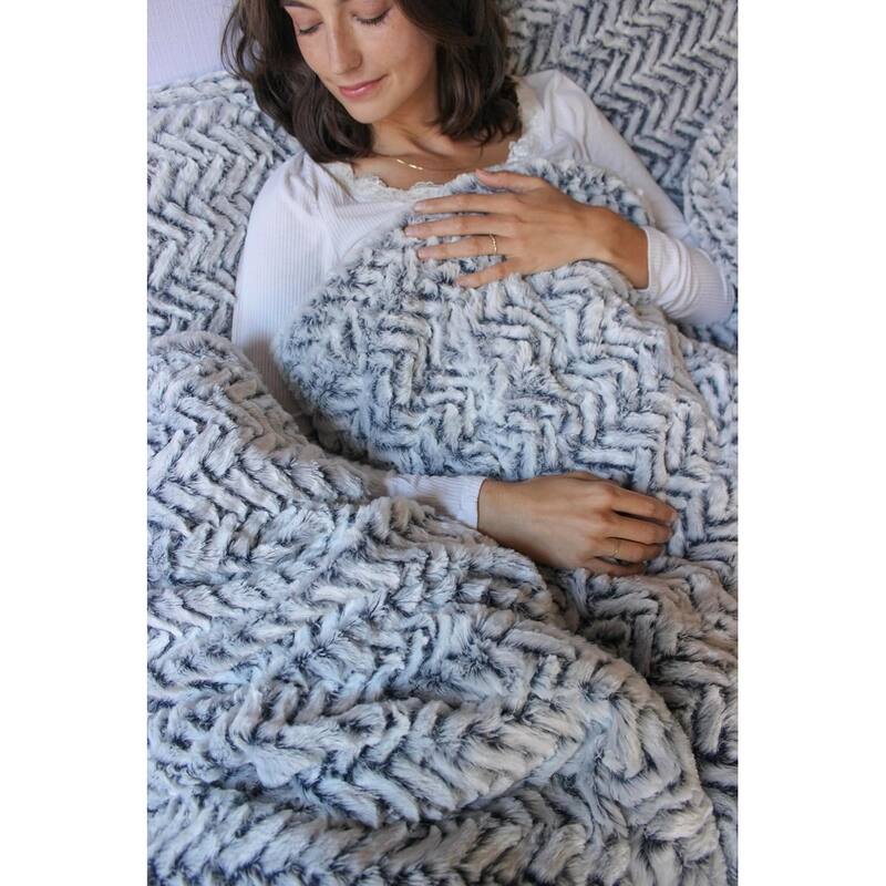 Cozy Peaks® - Coma Inducer® Oversized Comforter Set - Chevron Frosted Navy