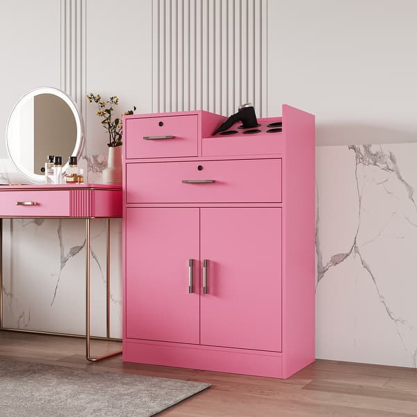 pink hair dresser Nicole: Rocking a Stunning Pink Hair Look
