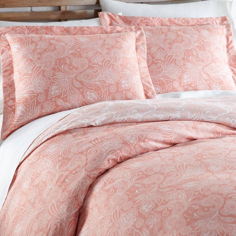 Vilano Plush All Seasons Perfect Paisley Down Alternative 3-piece Comforter
