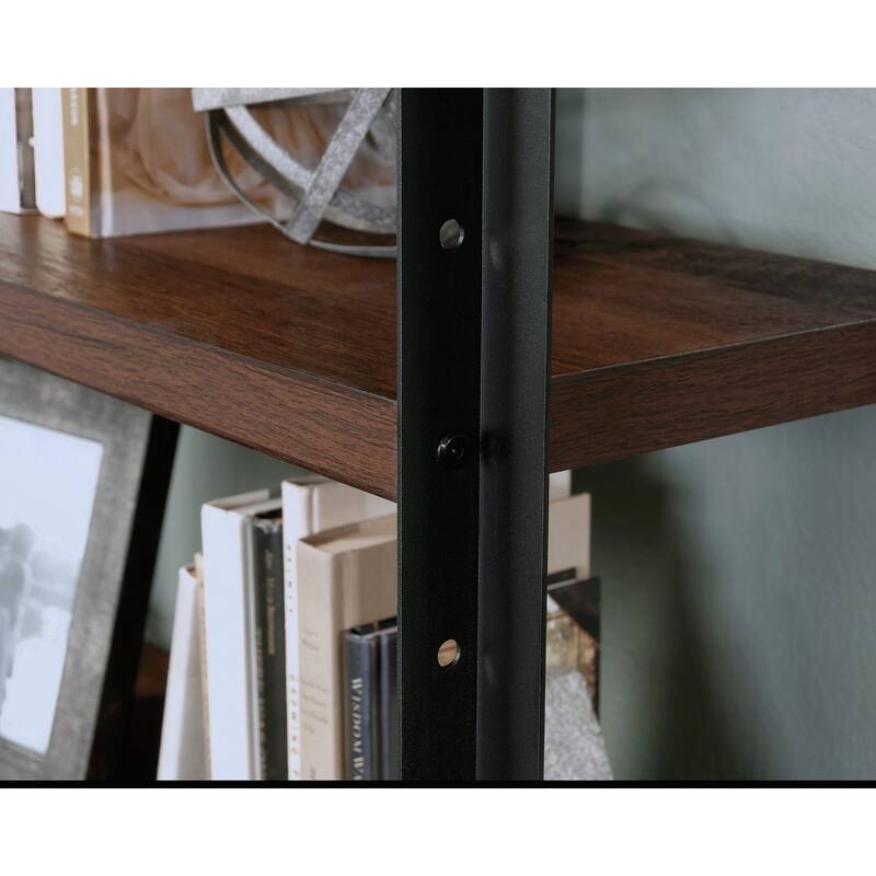 Briarbrook Utility Hutch Bo