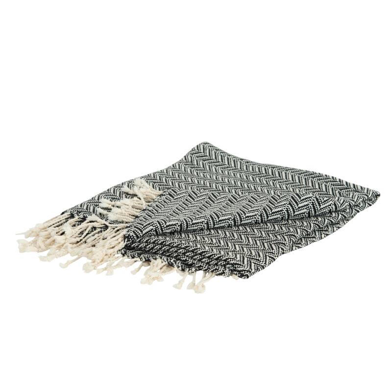 HomeRoots 50" X 60" Black And Ivory Chevron Cotton Throw Blanket with Fringe