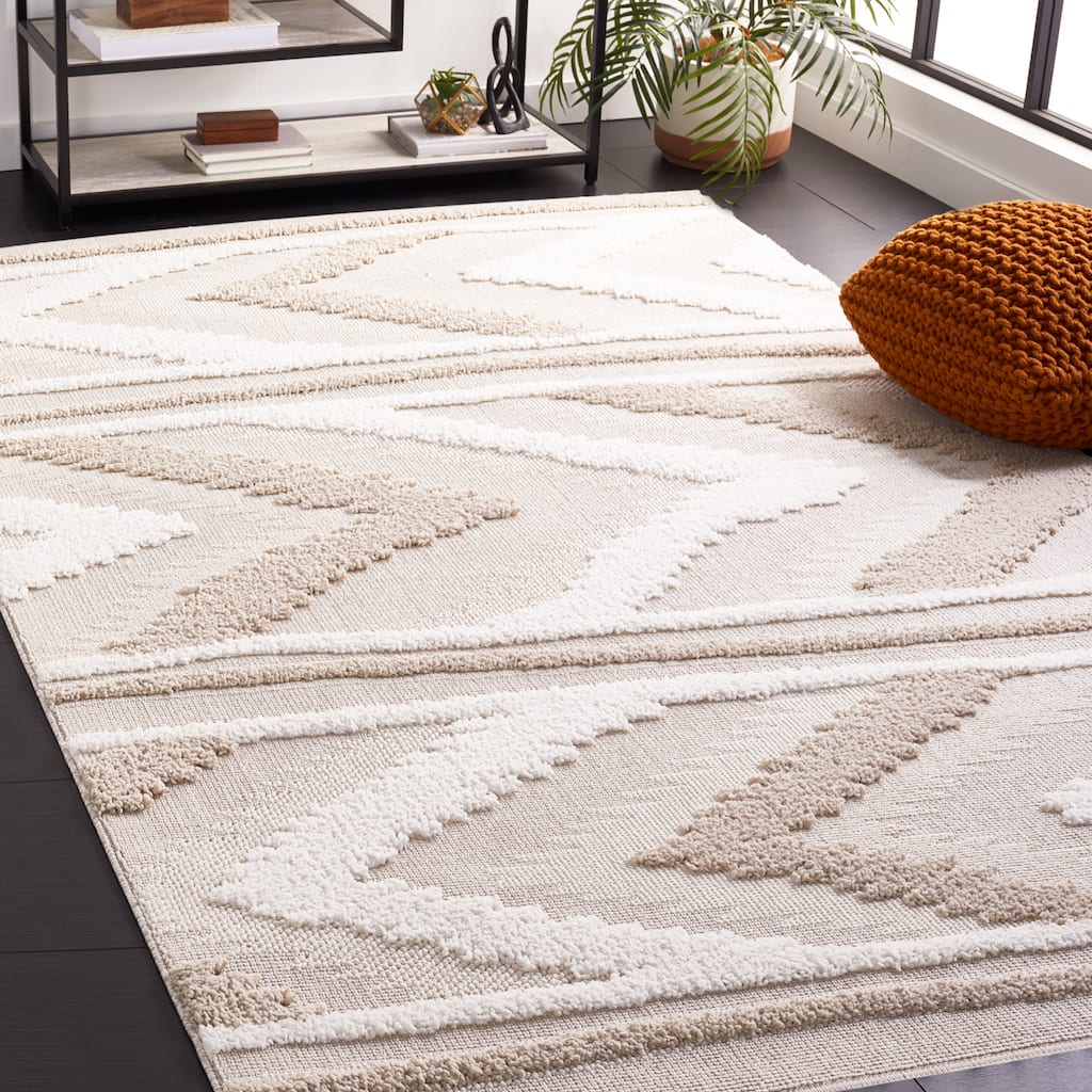 SAFAVIEH Trends Emelie Boho Chevron Rug