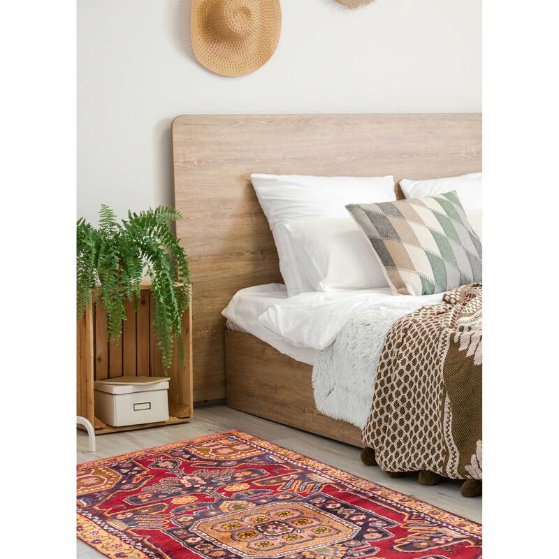 ECARPETGALLERY Hand-knotted Andelz Red Wool Rug - 3'5 x 6'0