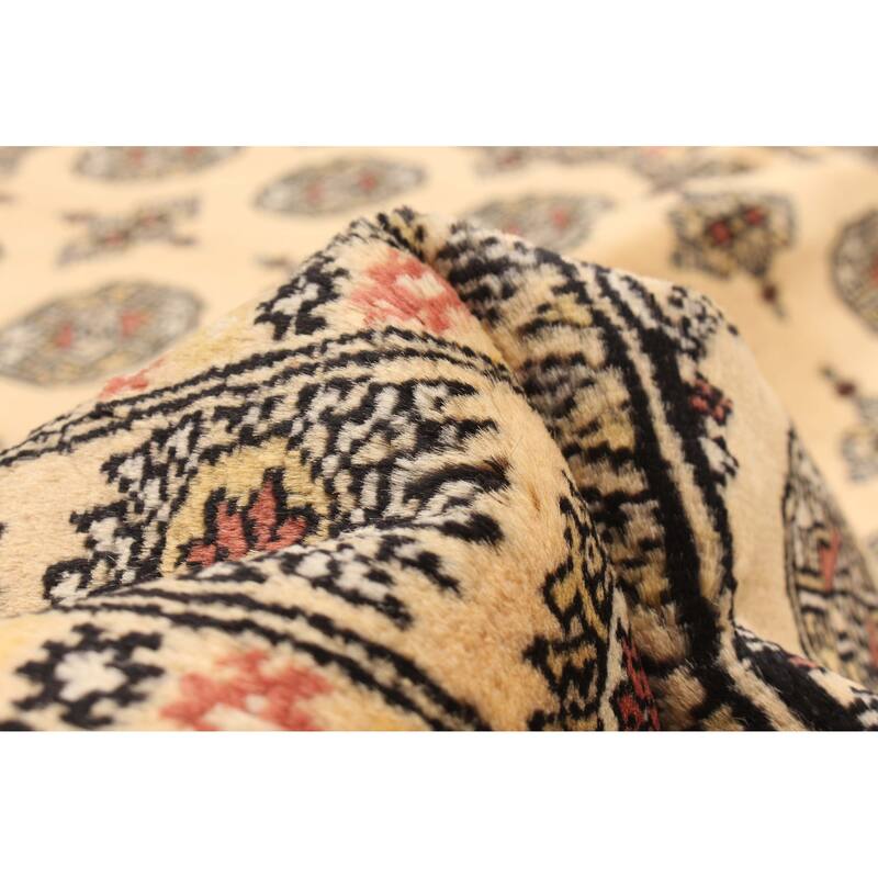 ECARPETGALLERY Hand-knotted Peshawar Bokhara Beige Wool Rug - 4'8 x 6'9