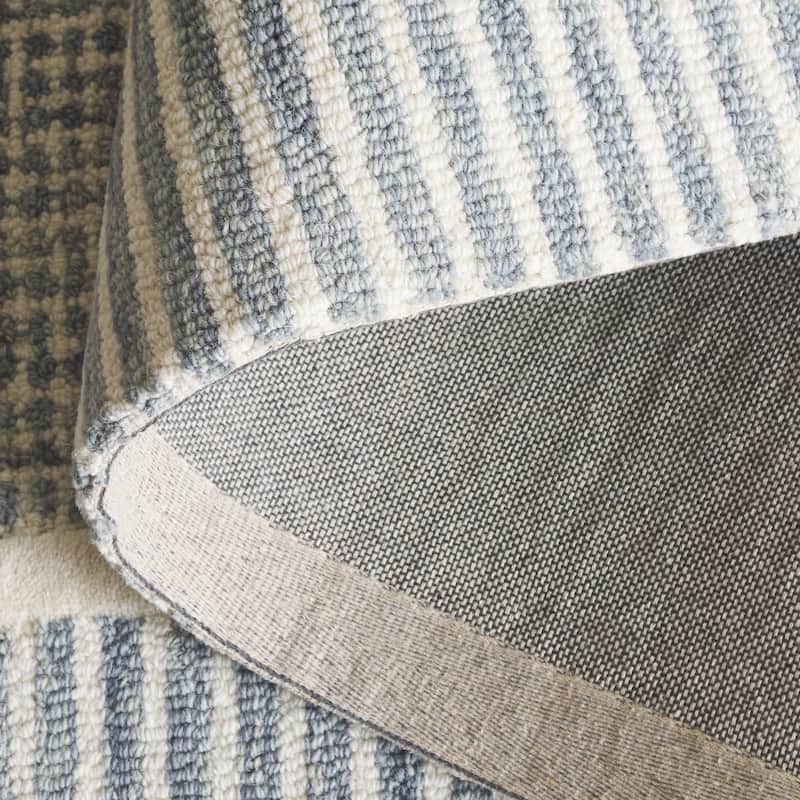 SAFAVIEH Handmade Pine Nata Modern Wool Rug