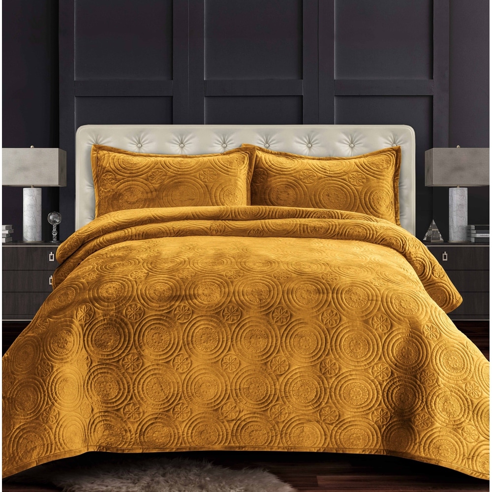 Gold velvet blanket on sale