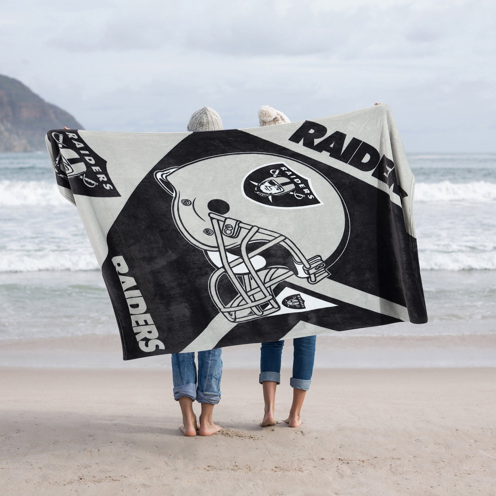 Las Vegas Raiders NFL Licensed Dash Oversized Flannel Throw Blanket