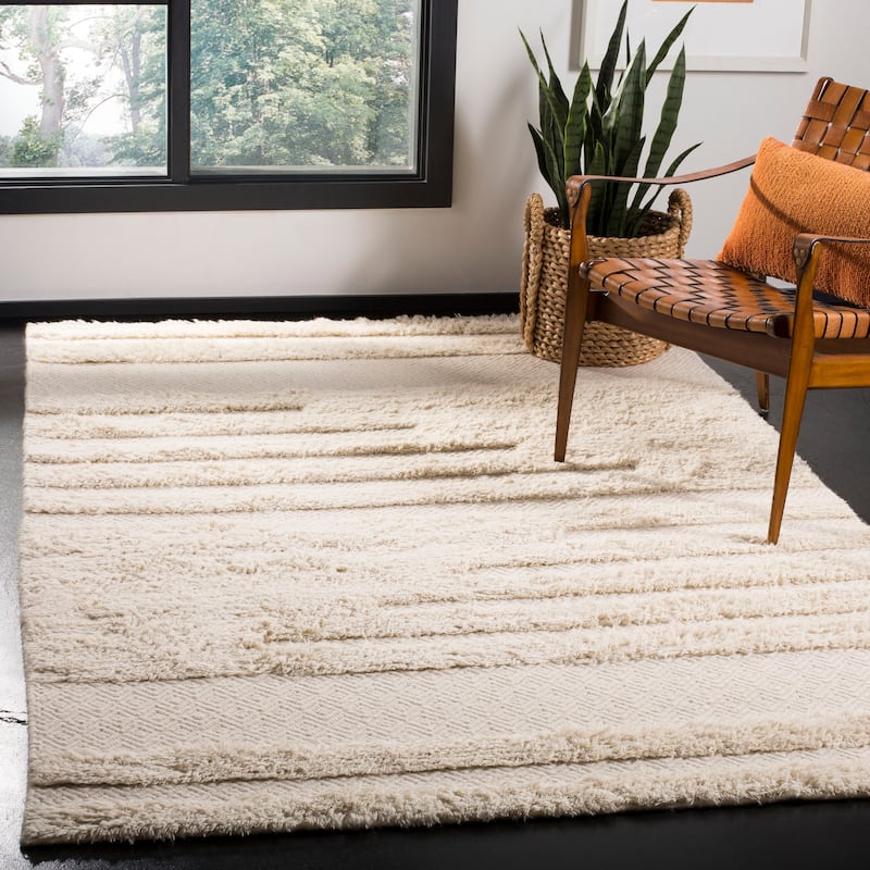 SAFAVIEH Hand-knotted Kenya Klaudie Southwestern Tribal Wool Rug - 10' x 14' - Ivory