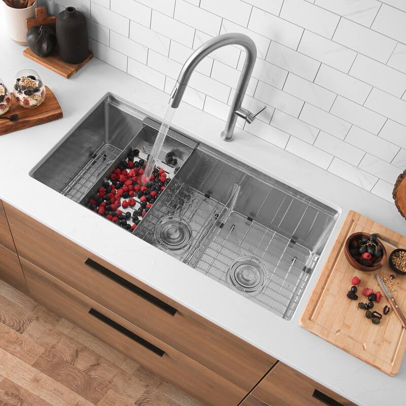 Stylish Versa36 Undermount 36" Double-Bowl Workstation Kitchen Sink - 36"x19"x10"