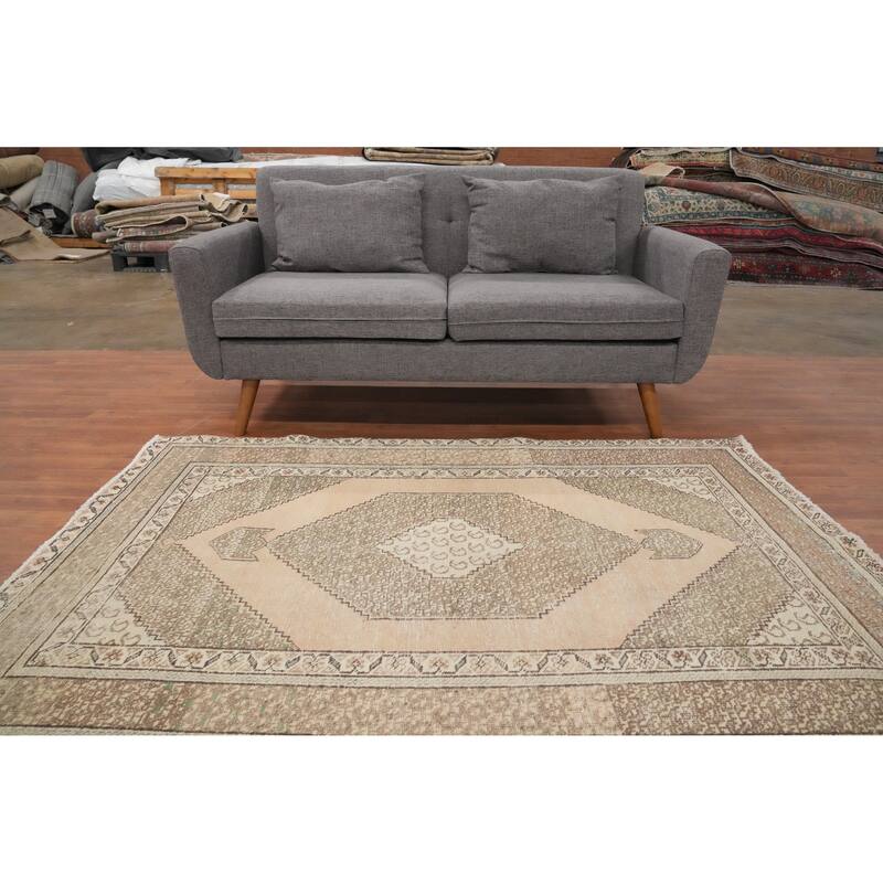 Hand Knotted Oriental 100% Wool Carpet Traditional Medallion Peach Tabriz Area Rug - 6' 2'' X 4' 4''