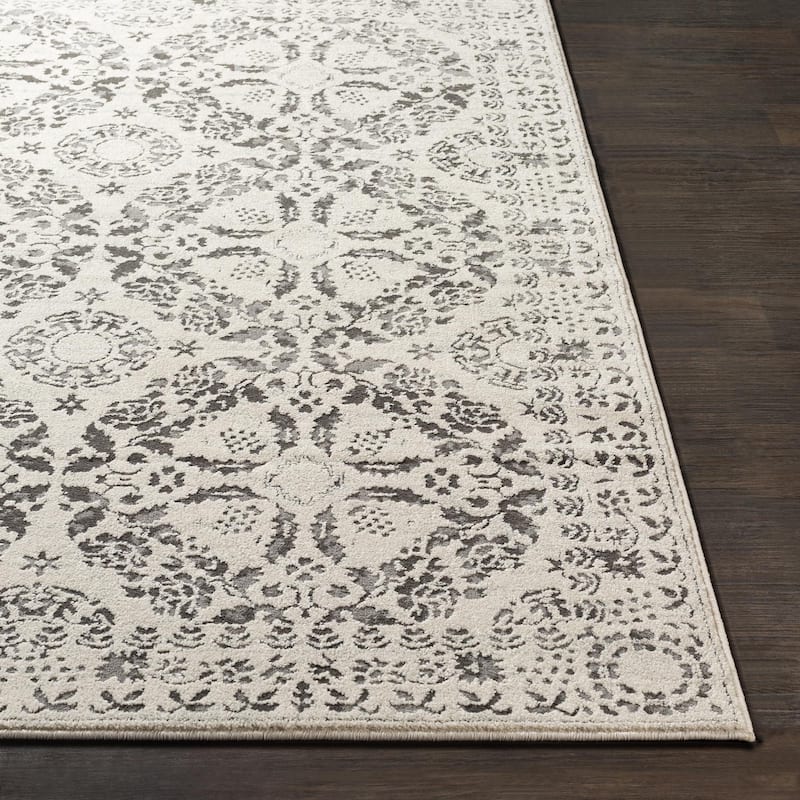Livabliss Bahar Traditional Medallion Area Rug