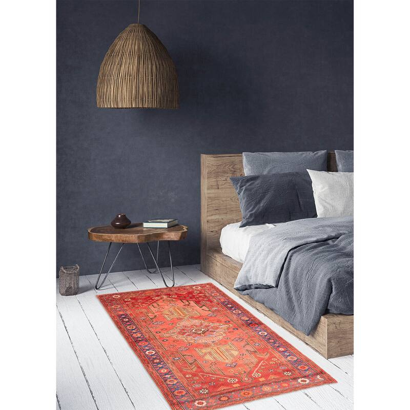 ECARPETGALLERY Hand-knotted Andelz Red Wool Rug - 4'5 x 7'3