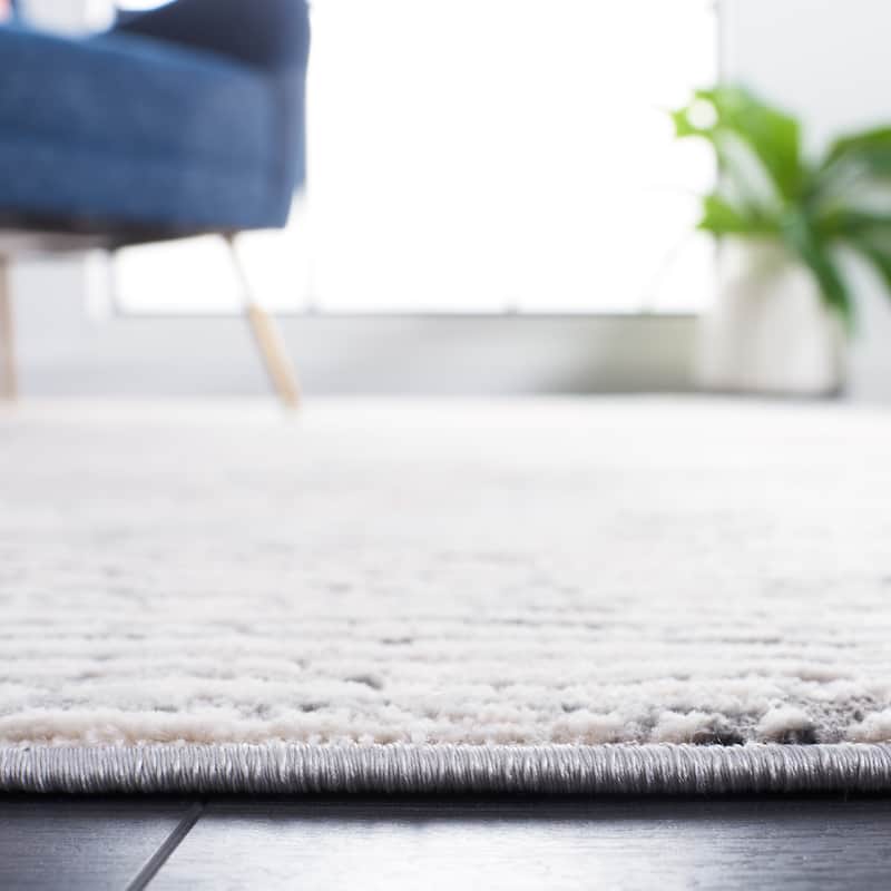 SAFAVIEH Vogue Lettie Modern & Contemporary Rug