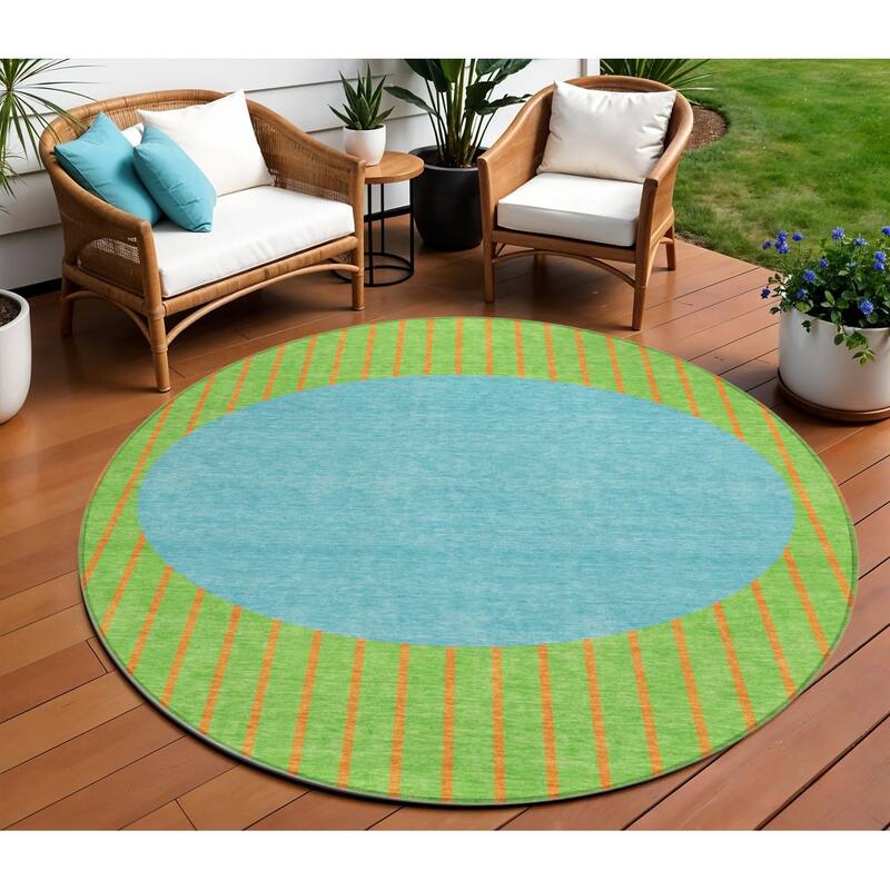 HomeRoots Striped Transitional Rectangle Outdoor Rug - 8' Round