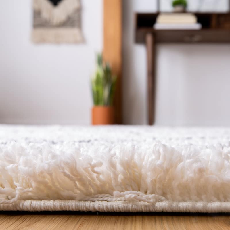 SAFAVIEH Moroccan Fringe Shag Ethyle 2-inch Thick Rug