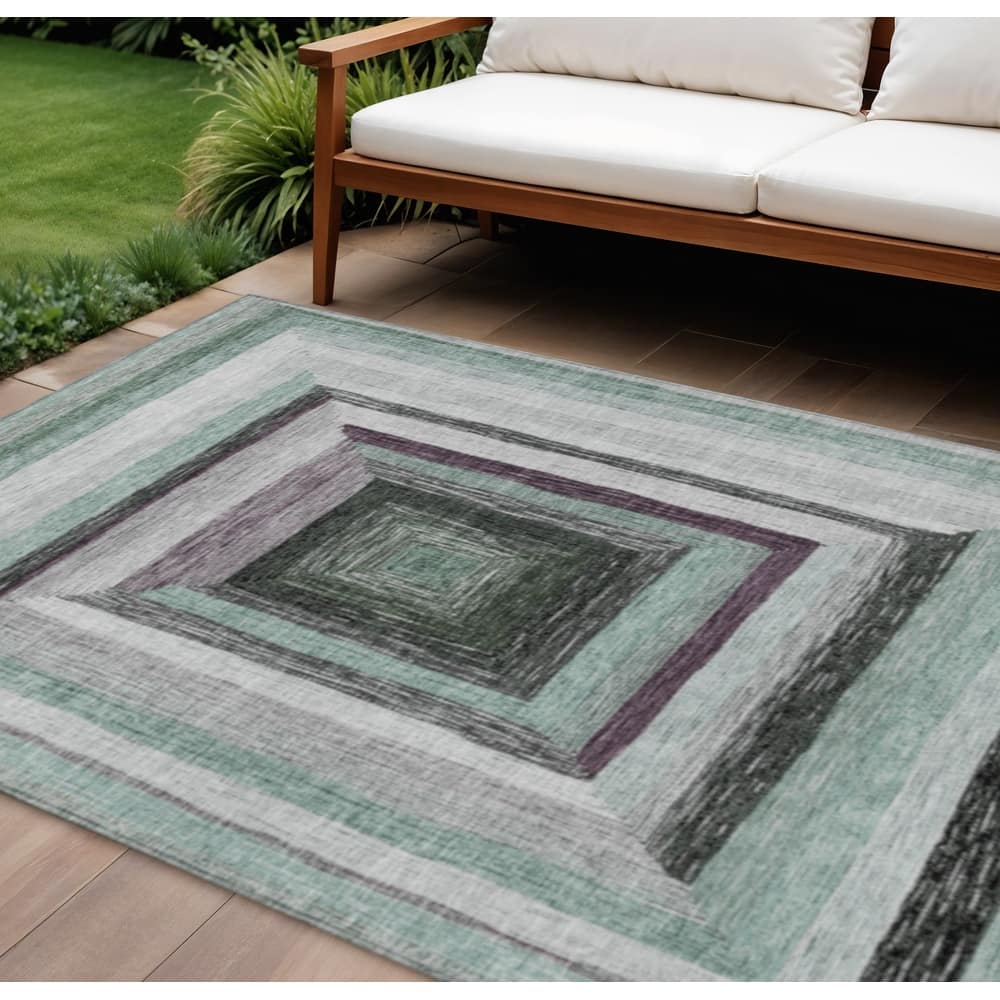 HomeRoots Geometric Transitional Rectangle Outdoor Rug