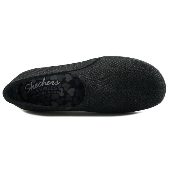 skechers flexibles
