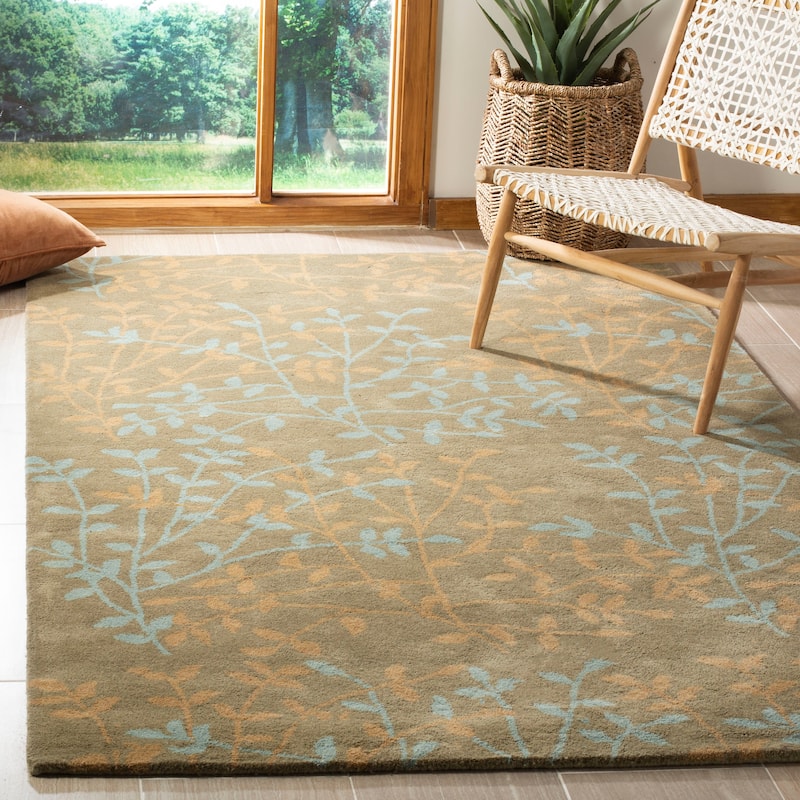 SAFAVIEH Handmade Soho Ashli N.Z. Wool Rug - 7'6" x 9'6" - Light Brown/Multi
