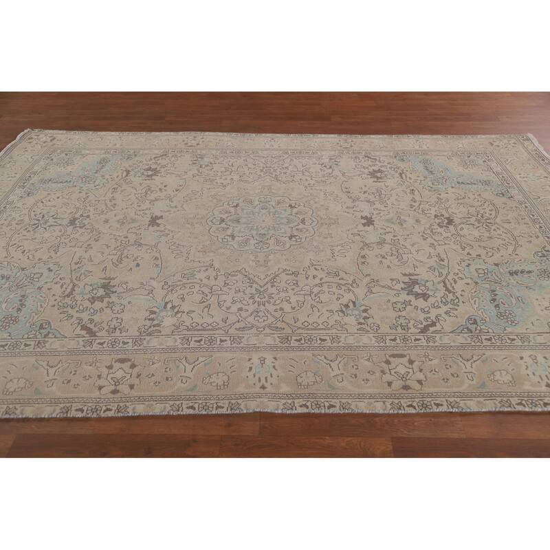 Hand Knotted Oriental 100% Wool Carpet Traditional Floral Beige & Ivories Tabriz Area Rug - 9' 5'' X 6' 2''