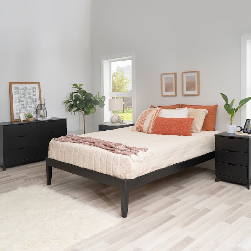 Purcell 4-Piece Bedroom Set with 6-Drawer Dresser and 2 Nightstands - Black - Queen