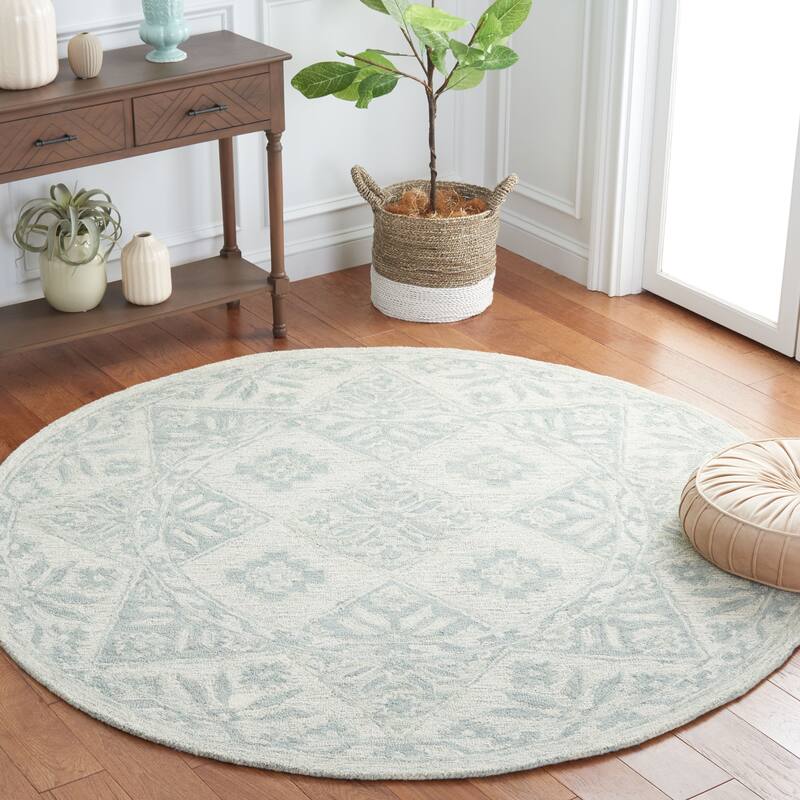 Martha Stewart by SAFAVIEH Handmade Reineke Wool Rug - 6' Round - Ivory/Light Blue