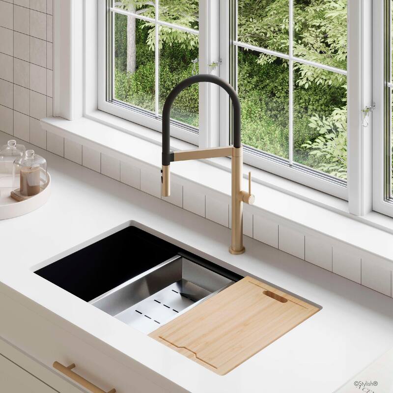 STYLISH Stainless Steel Single Handle Pull Out Dual Mode Kitchen Sink Faucet