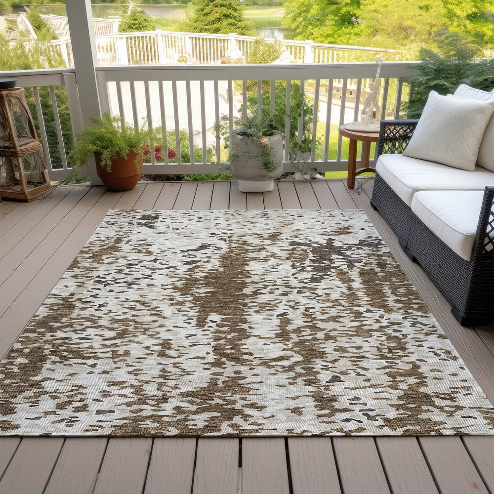 Machine Washable Indoor/ Outdoor Abstract Chantille Rug