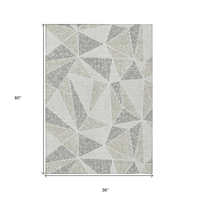 HomeRoots Geometric Transitional Rectangle Outdoor Rug
