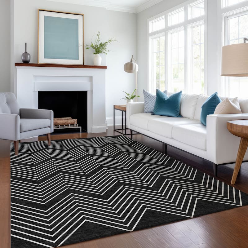 Machine Washable Indoor/ Outdoor Modern Chevron Chantille Rug