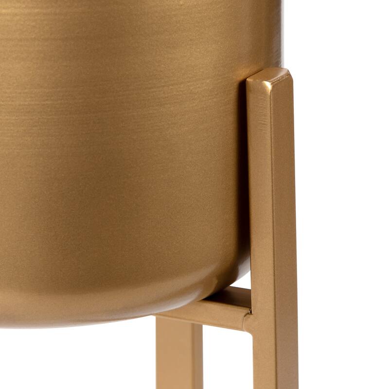 Kate and Laurel Gabi Metal Standing Planters, 2 Piece Set - 2 pc set