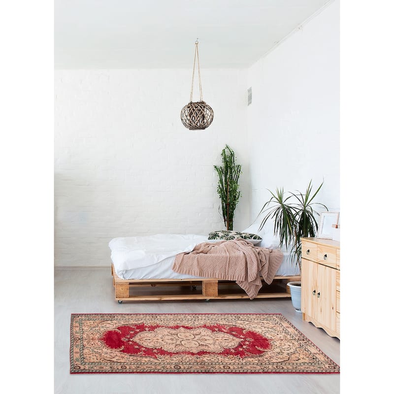 ECARPETGALLERY Hand-knotted Melis Vintage Red Wool Rug - 5'4 x 8'9