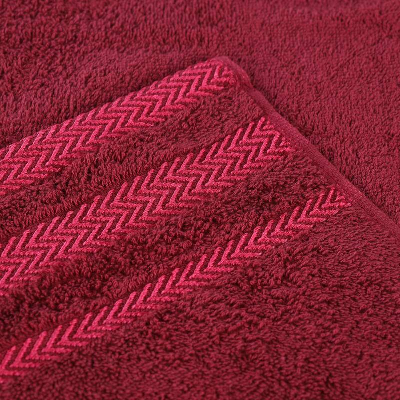 Superior Hays Cotton Absorbent Medium Weight Bath Towels, Set of 2