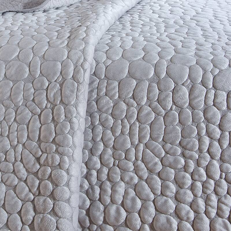 Pebbles F/Q Quilt 100% Cotton Lightweight Machine Washable Reversible Bedspread Coverlet