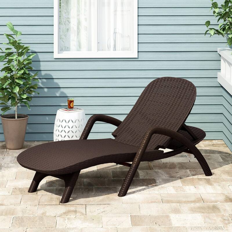 Outdoor Polypropylene Resin Recliner with Armrests