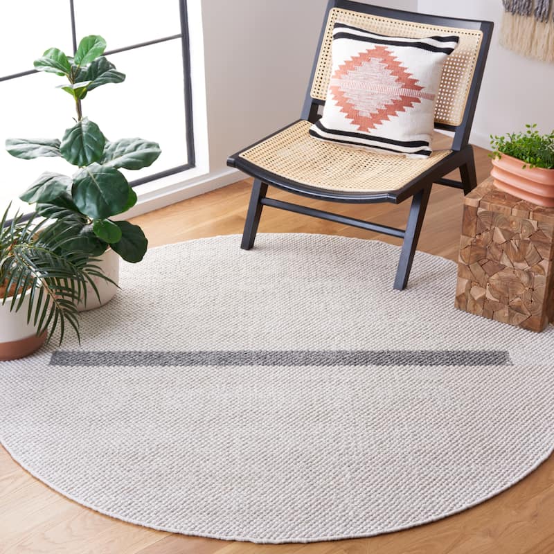 SAFAVIEH Handmade Natura Vroni Transitional Wool Rug - 6' Round - Ivory/Dark Grey