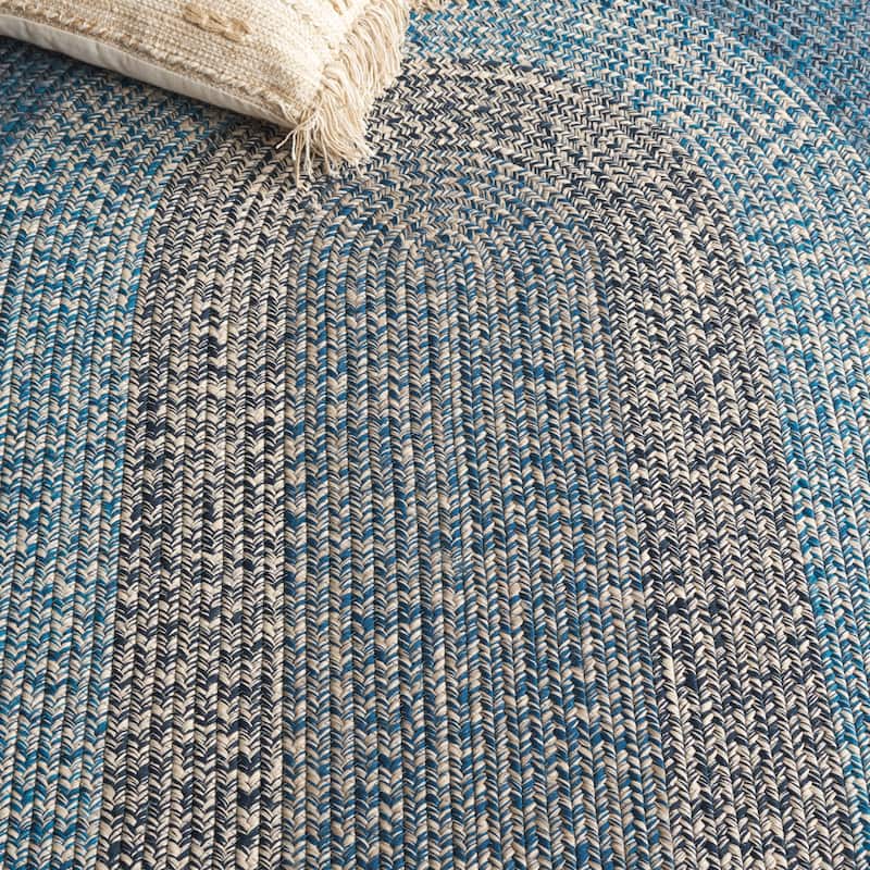 SAFAVIEH Handmade Braided Ecenur Indoor/Outdoor Machine Washable Rug