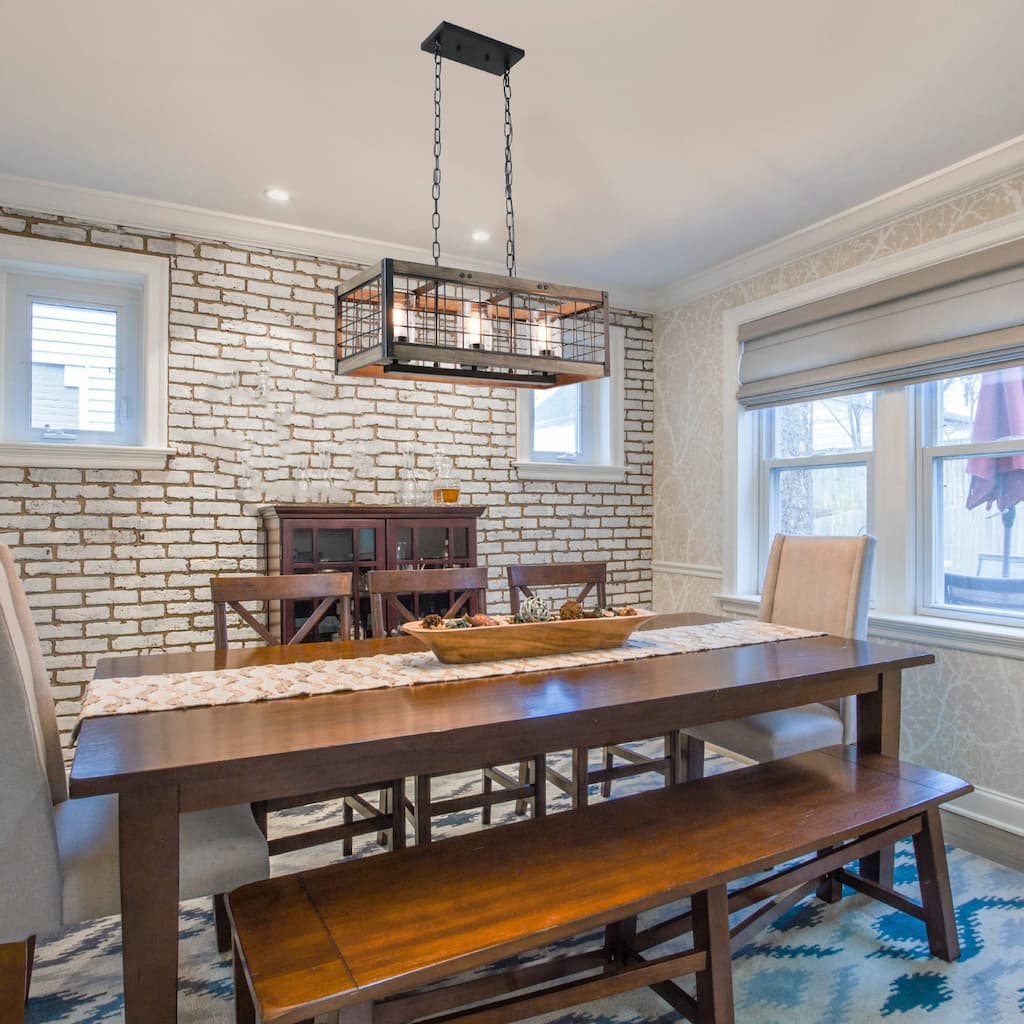 Rustic Wood Linear Chandelier Industrial Kitchen Chandelier Hanging Light with Glass Shades
