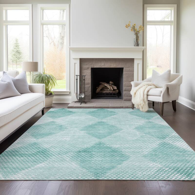 Machine Washable Indoor/ Outdoor Modern Diamonds Chantille Rug