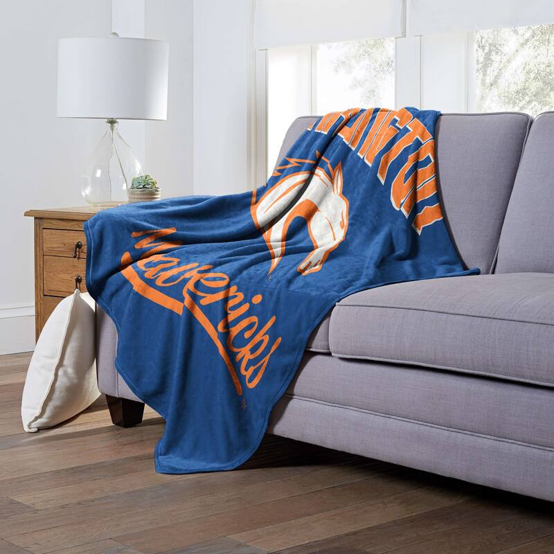 NCAA WAC Alumni Silk Touch Throw Blanket