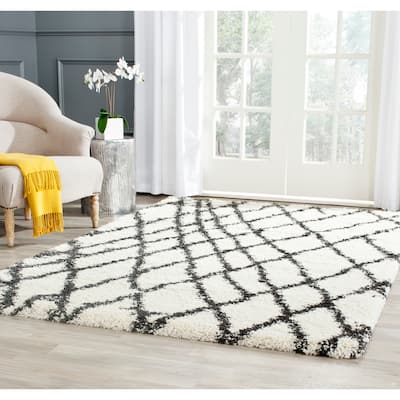 SAFAVIEH Belize Shag Nydia 2-inch Thick Rug