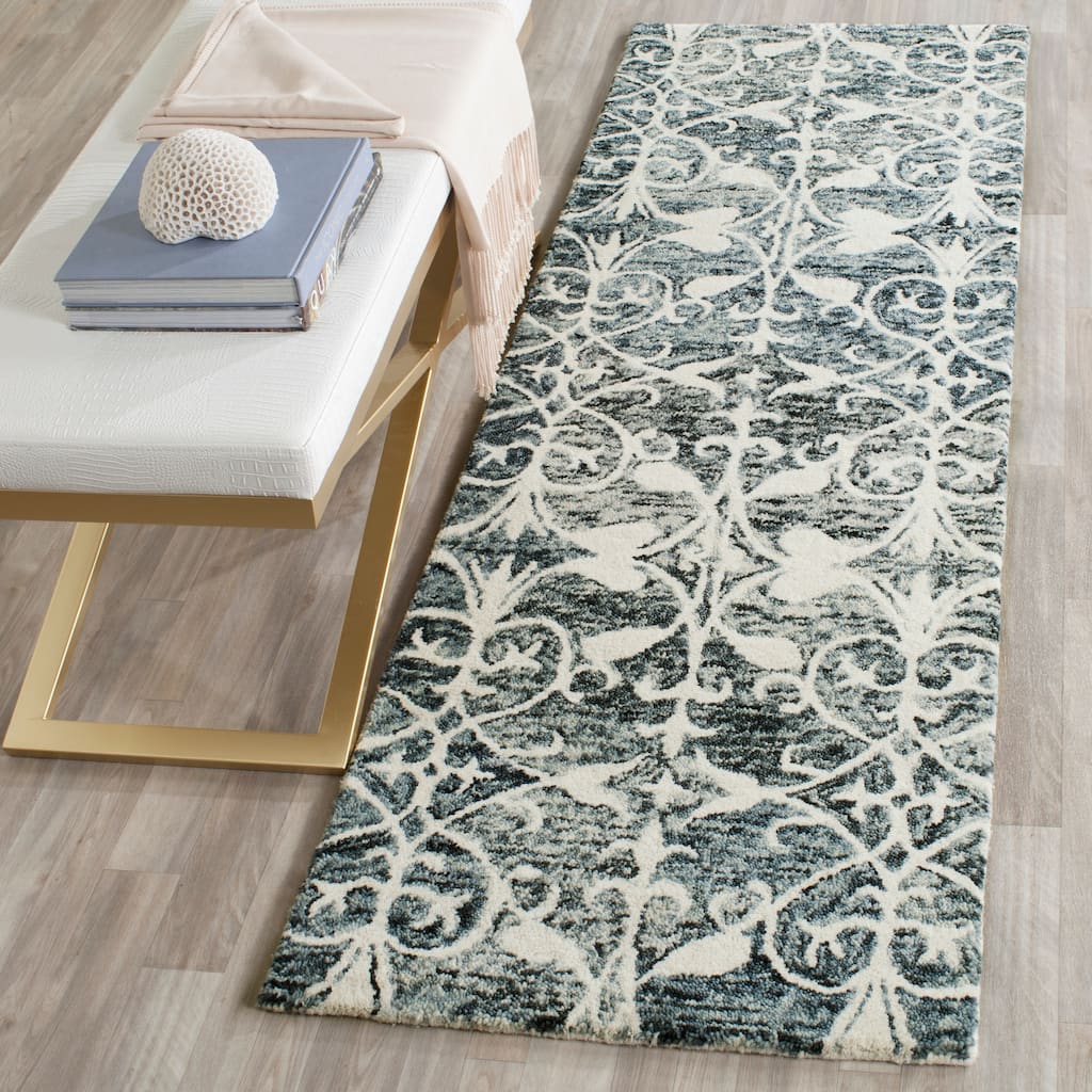 SAFAVIEH Handmade Chatham Dajana Modern Wool Rug