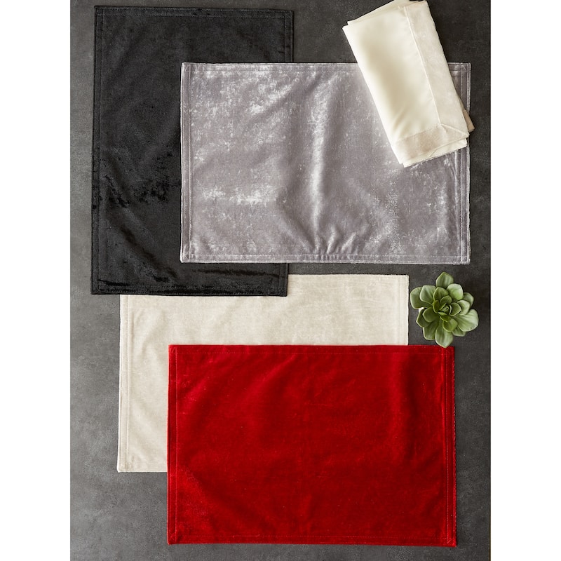 DII Cream Velvet Placemat (Set of 4)