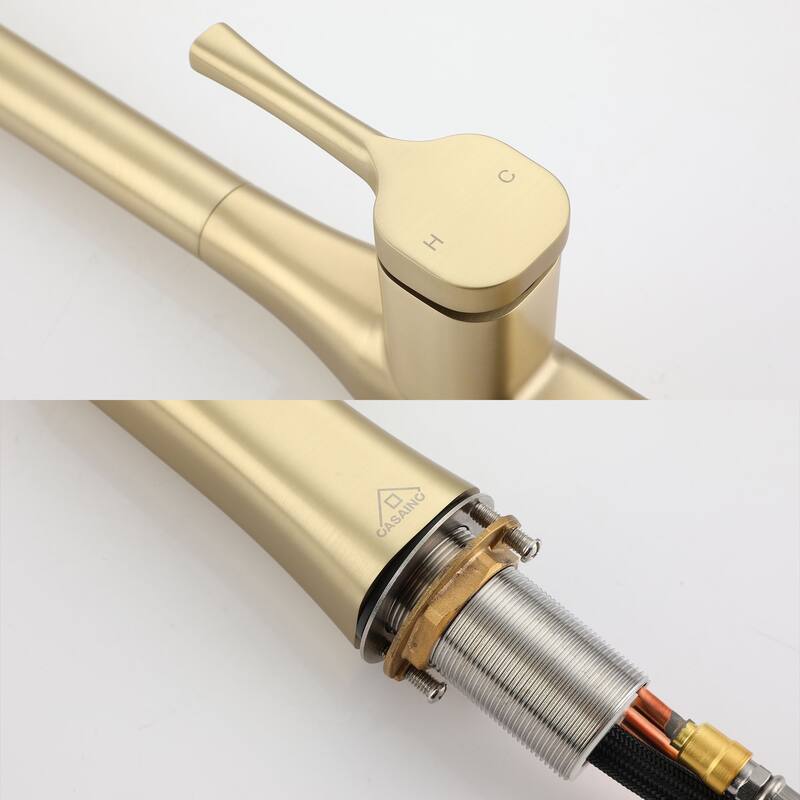 Single-Handle Pull-Out Sprayer Kitchen Faucet