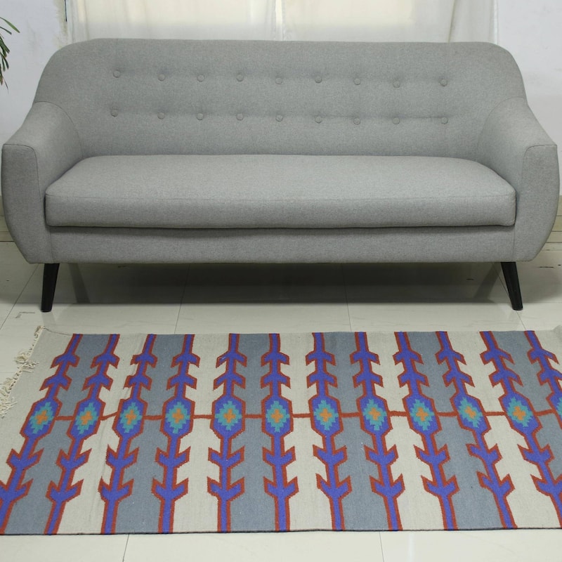 Handmade Directions Wool area rug (India ) - Big