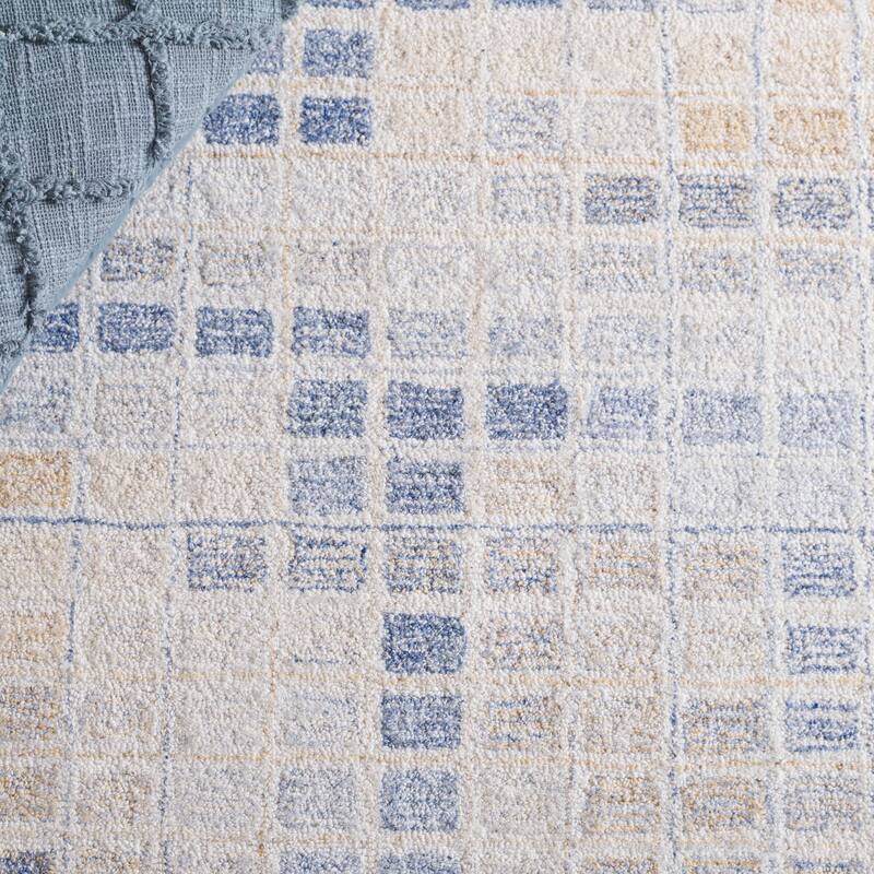 SAFAVIEH Handmade Renewal Clementa Rug