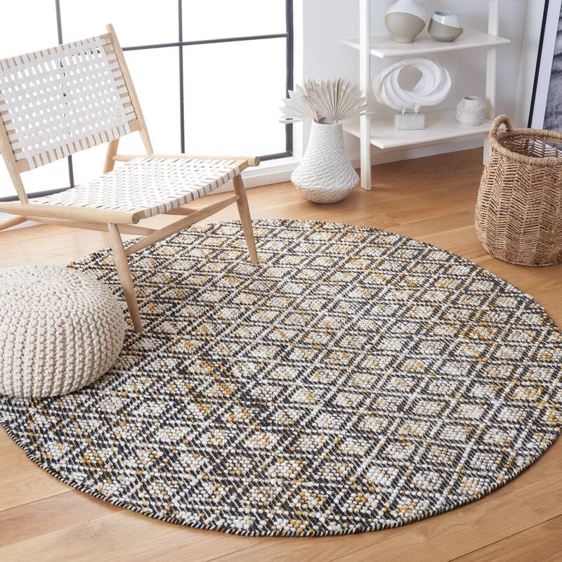 SAFAVIEH Handmade Natura Dalila Casual Wool Rug - 6' Round - Ivory/Yellow